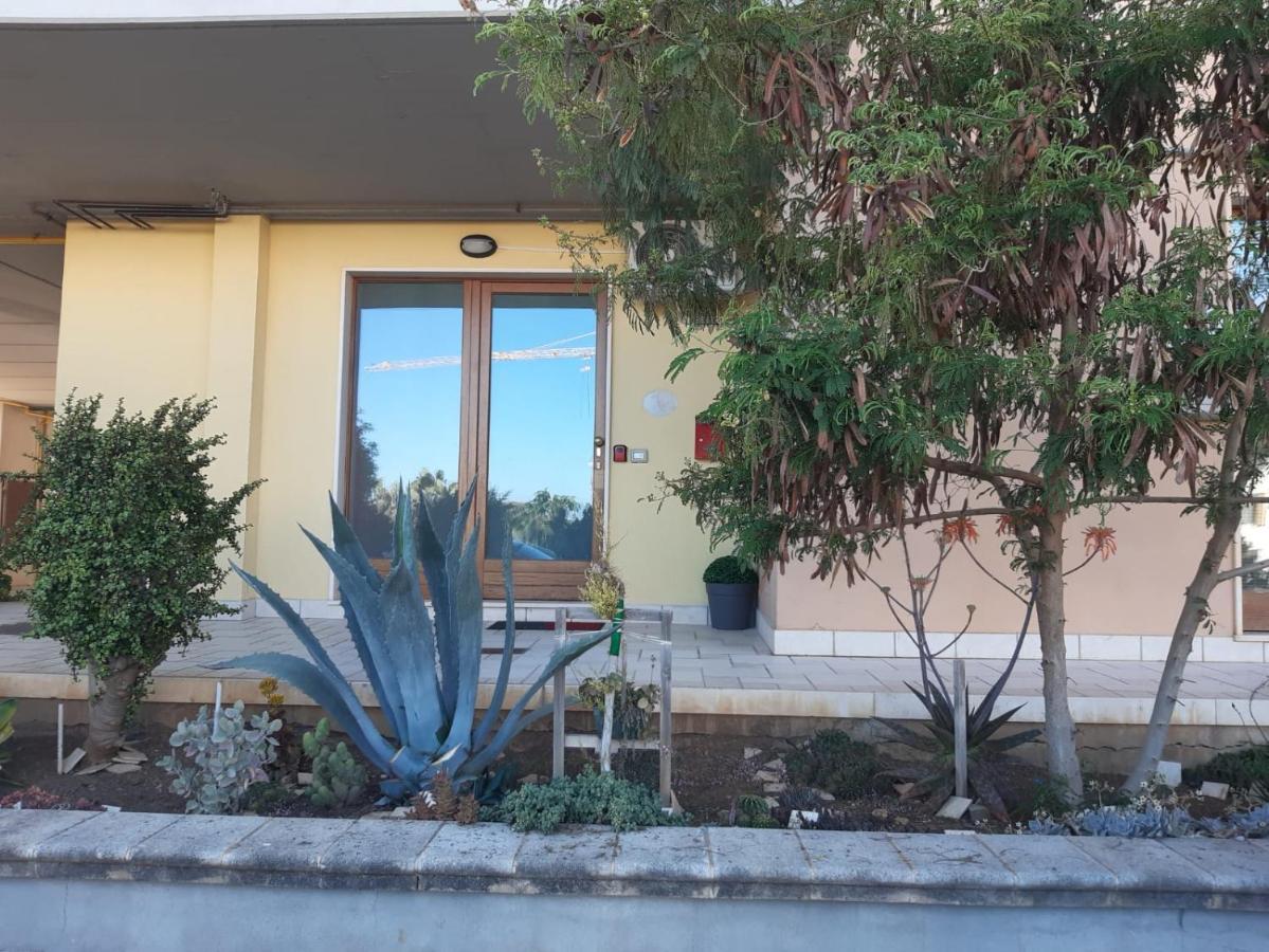 Casa Vacanze Da Lory Porto Torres Dış mekan fotoğraf